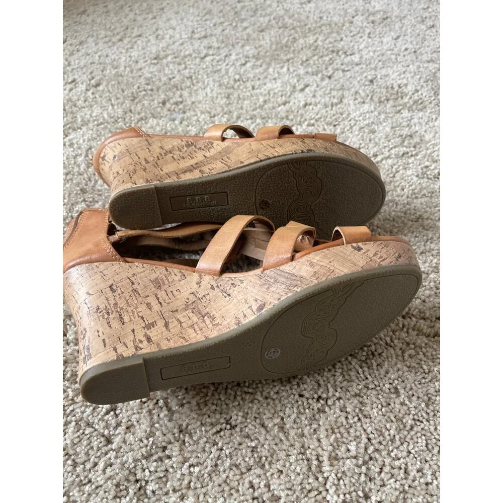 NWOT Anna Massey Women's‎ Brown Wedge Sandals Gladiator Block Heel Size 9